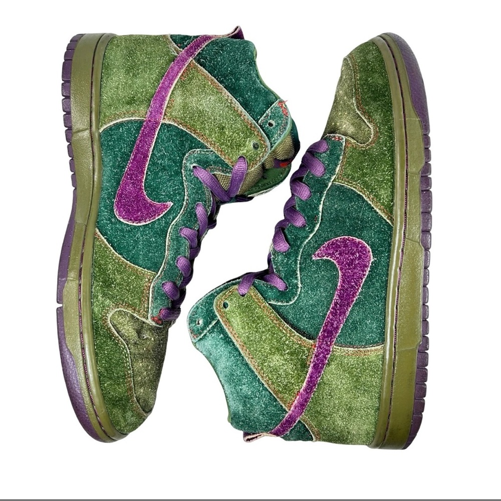 Nike 420 dunks NEARLY NEW